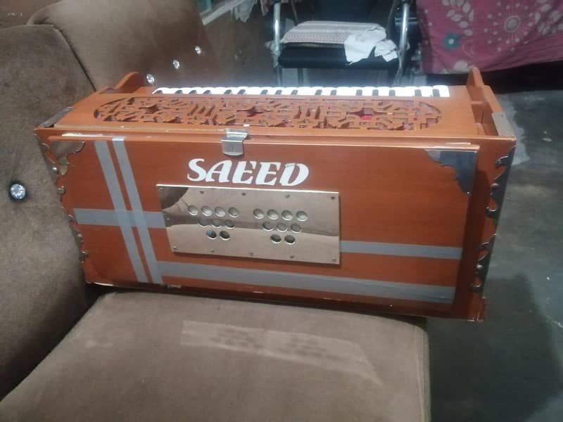 harmonium 0
