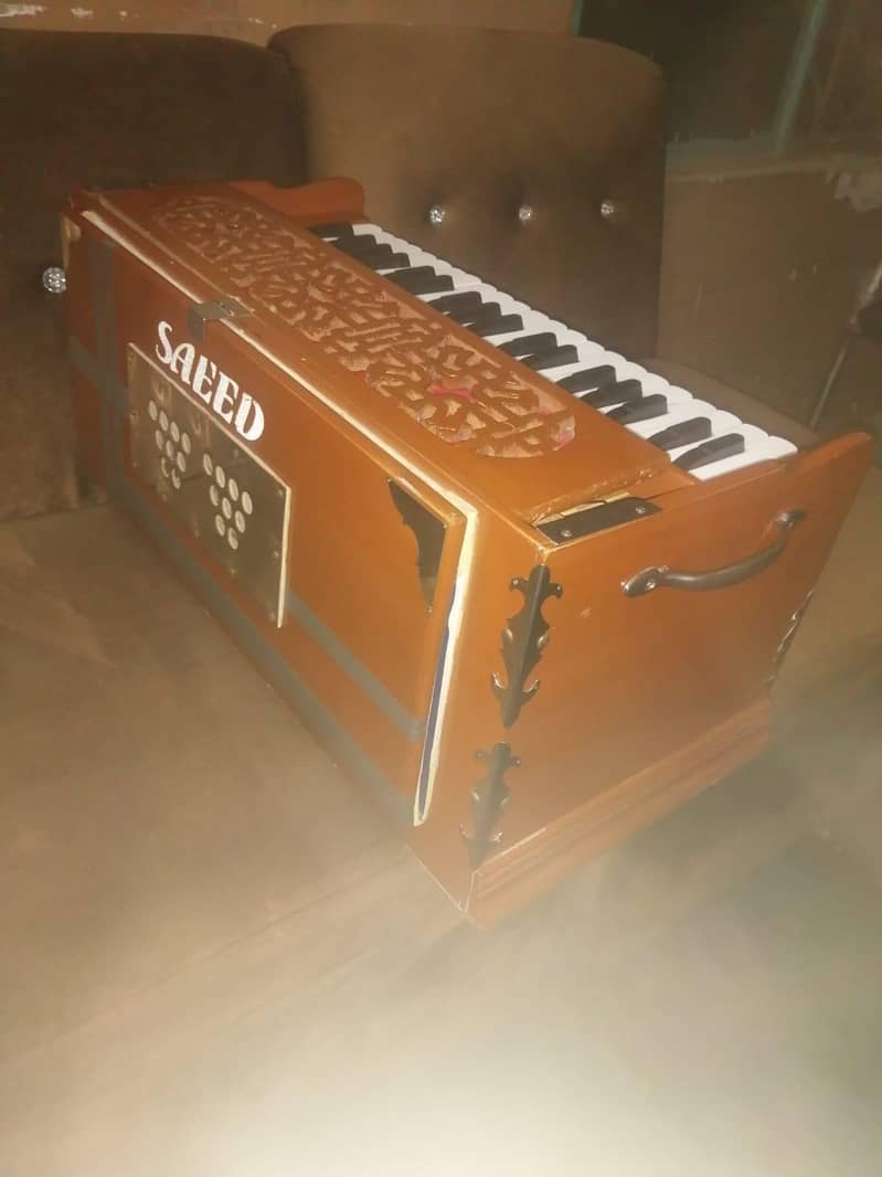 harmonium 2