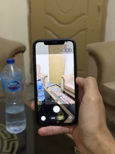 iPhone 11 jv (64) waterpack esim working battery service