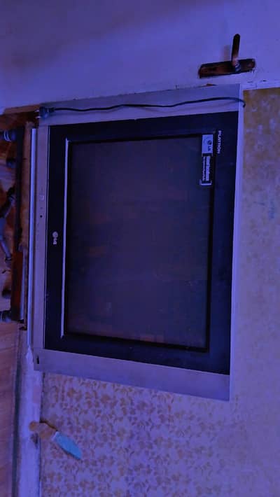 LG TV WITH BIG SCREEN