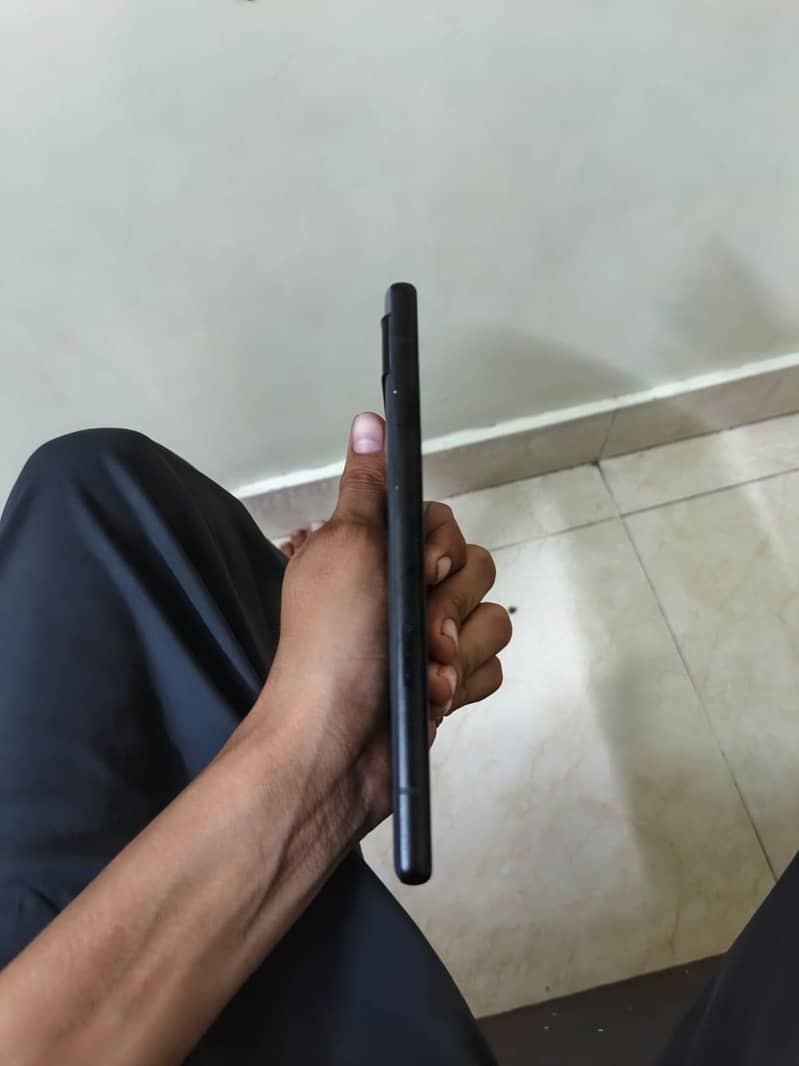 Google Pixel 6a 5