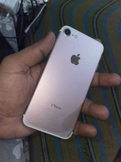 Apple iPhone 7
