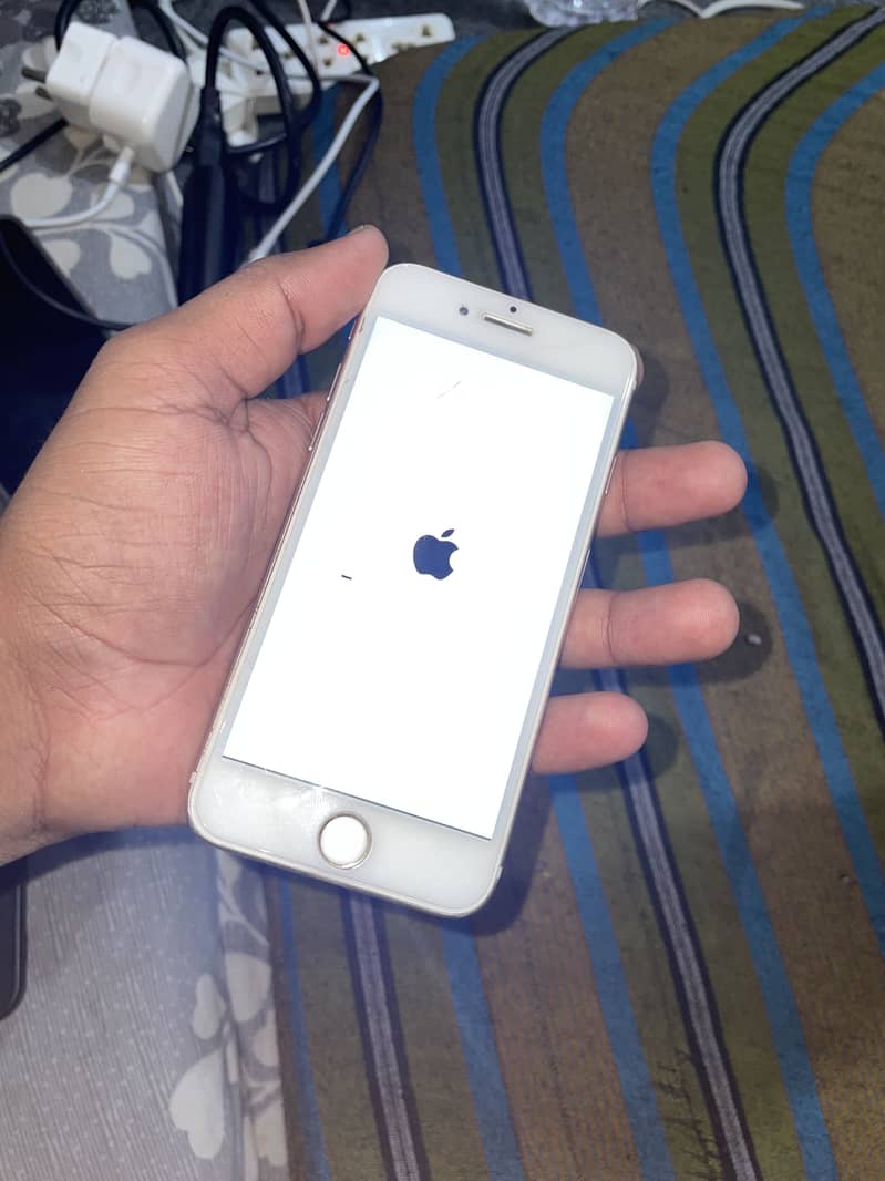 Apple iPhone 7 1