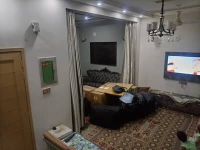 Beautiful 5 Marla House Available For Rent