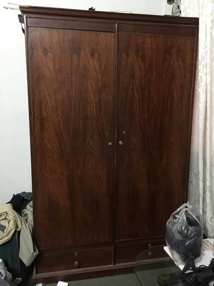 wardrobe 1