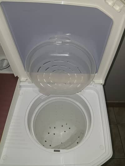 Homage Sparkle Washing machine and Dryer