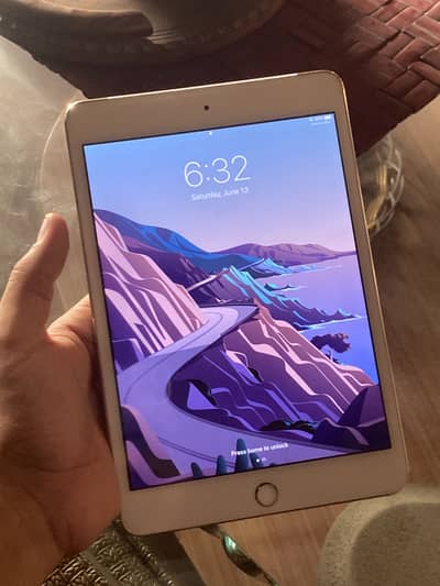 iPad mini 4 128gb