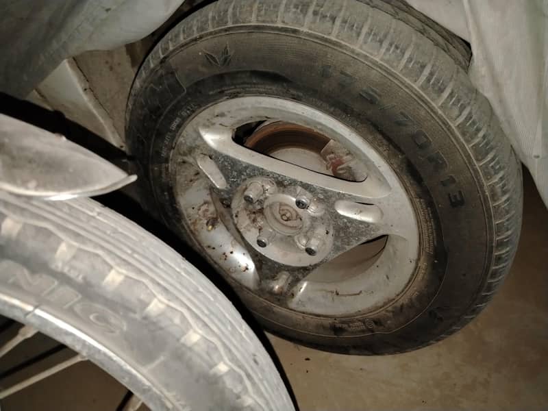 car tyre 4