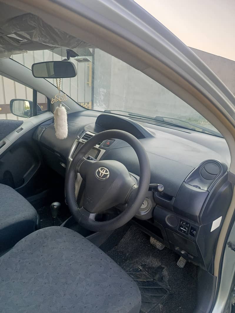 vitz 2008/13 12