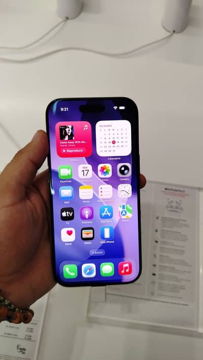 Apple iPhone 16 Pro