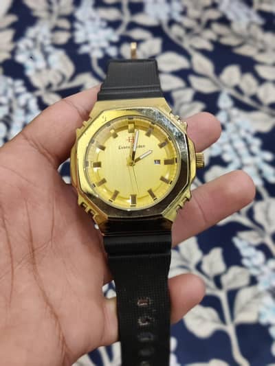 branded watch ⌚ only on 5000