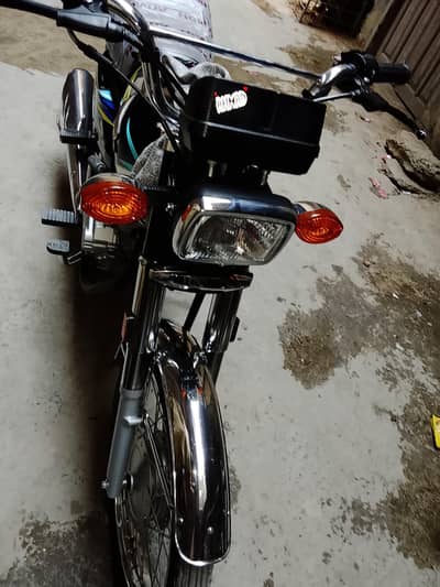 Honda 125 black 2026 model