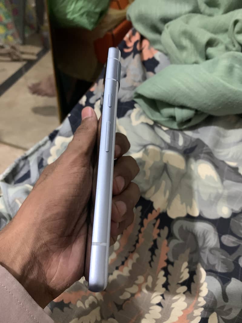 Google Pixel 7a 2