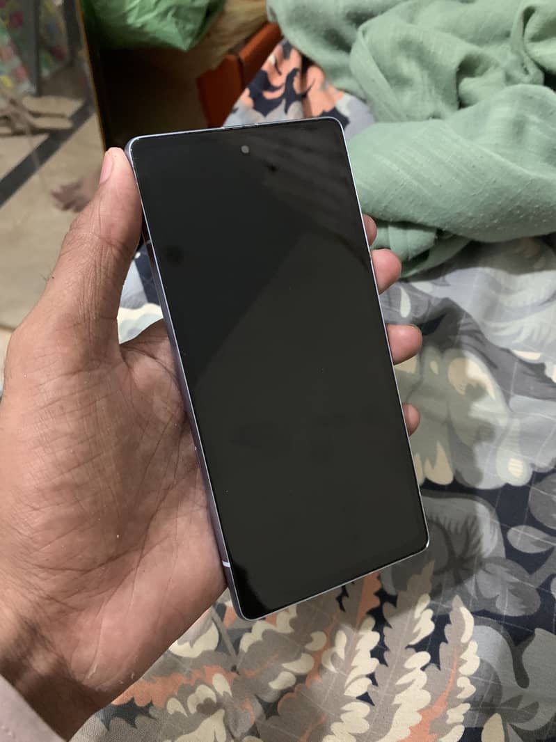 Google Pixel 7a 4