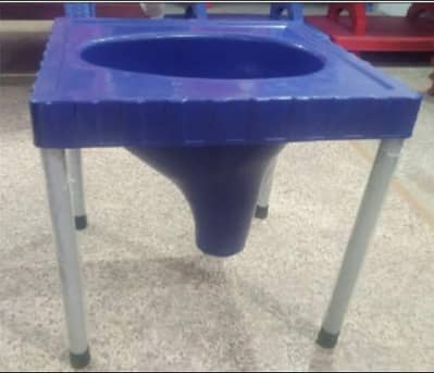 plastic toilet seat used