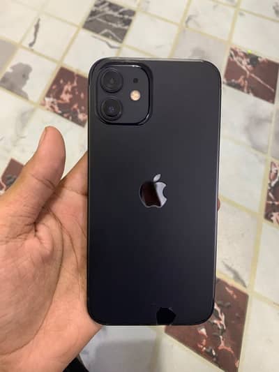 Apple iPhone 12