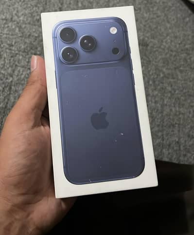 17 pro 512 Blue Colour Non pta physical+e sim