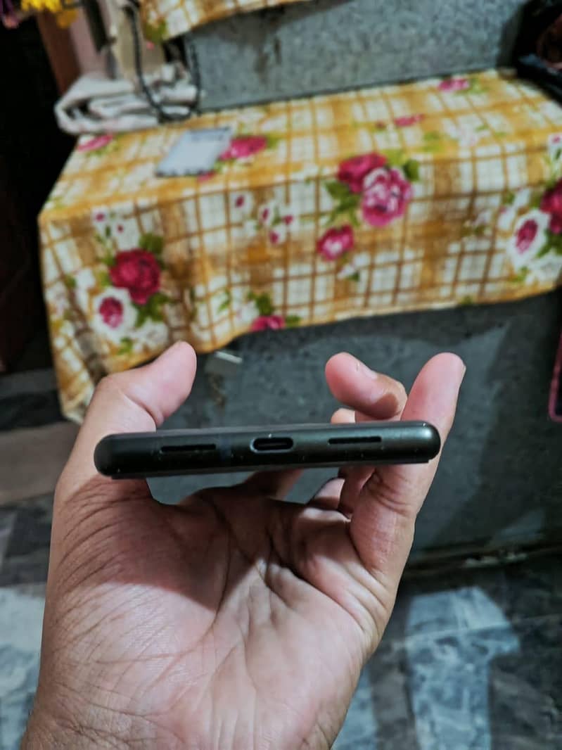 Google Pixel 6 5