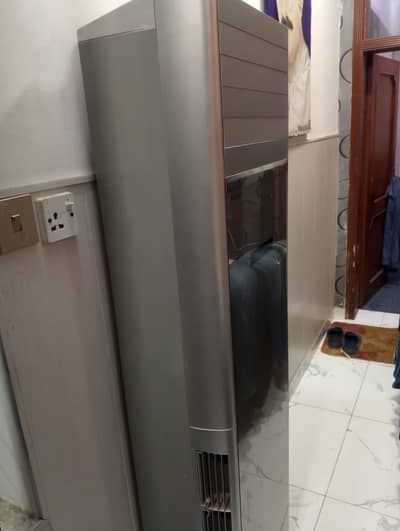 Little use cabinet chiller