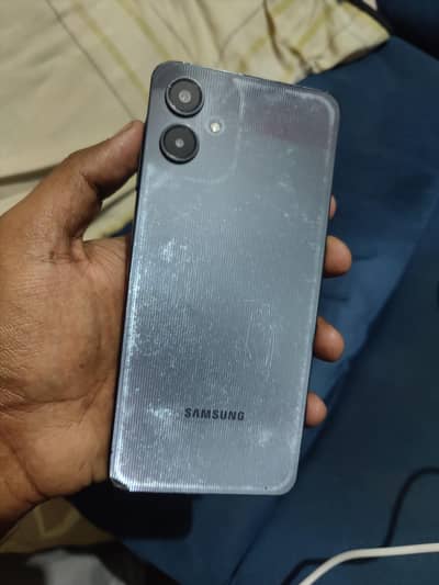 Samsung Mobile A06