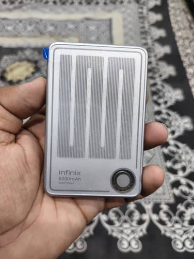 INFINIX WIRELESS POWER BANK