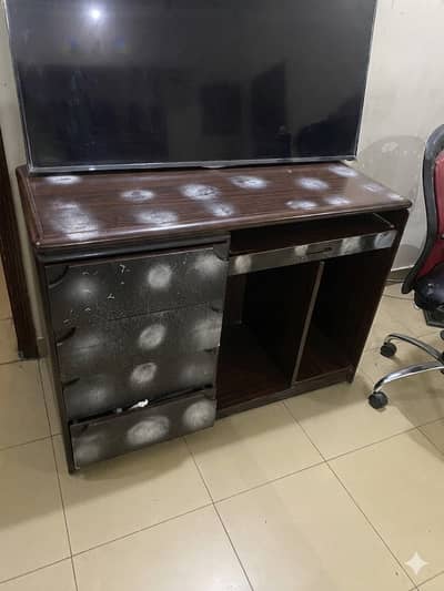 Computer Table for Sale – Good Condition