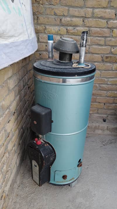 Boss Almost Brand New Geyser
