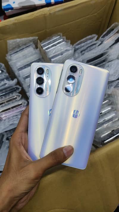 Motorola Edge Plus 2022