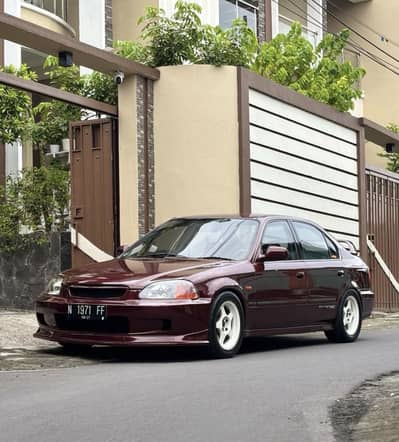 Honda Civic Oriel 2000