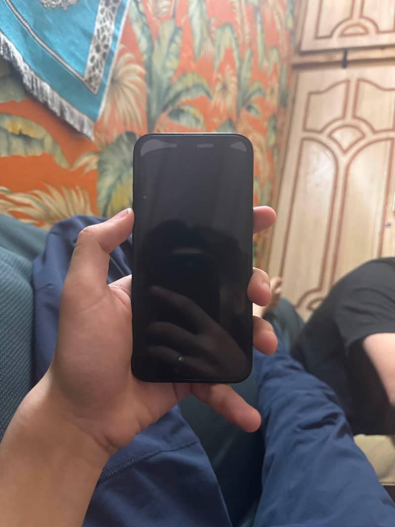 Apple iPhone 13 1