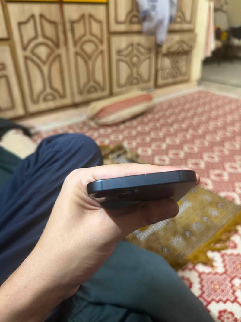 Apple iPhone 13 3