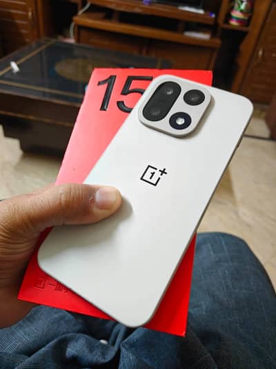 One Plus 15 available global 12gb 256gb duos ime match box full