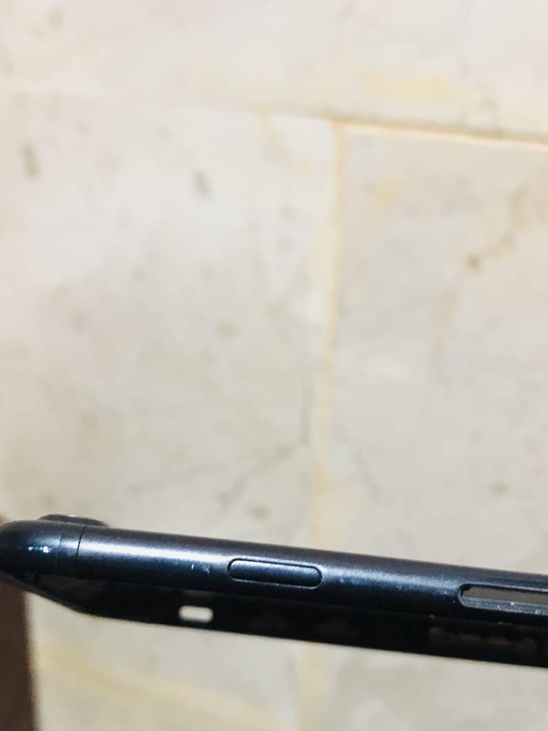 iphone 7 plus only back 2