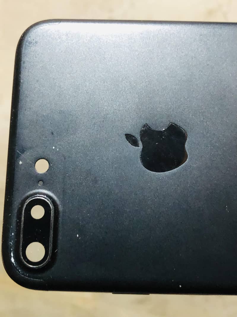 iphone 7 plus only back 3