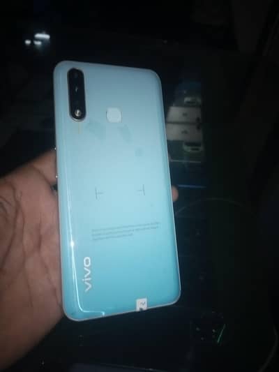 Vivo Y19
