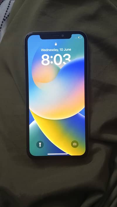 Apple iPhone X. 64Gb. Non PtA. Factory Unlock