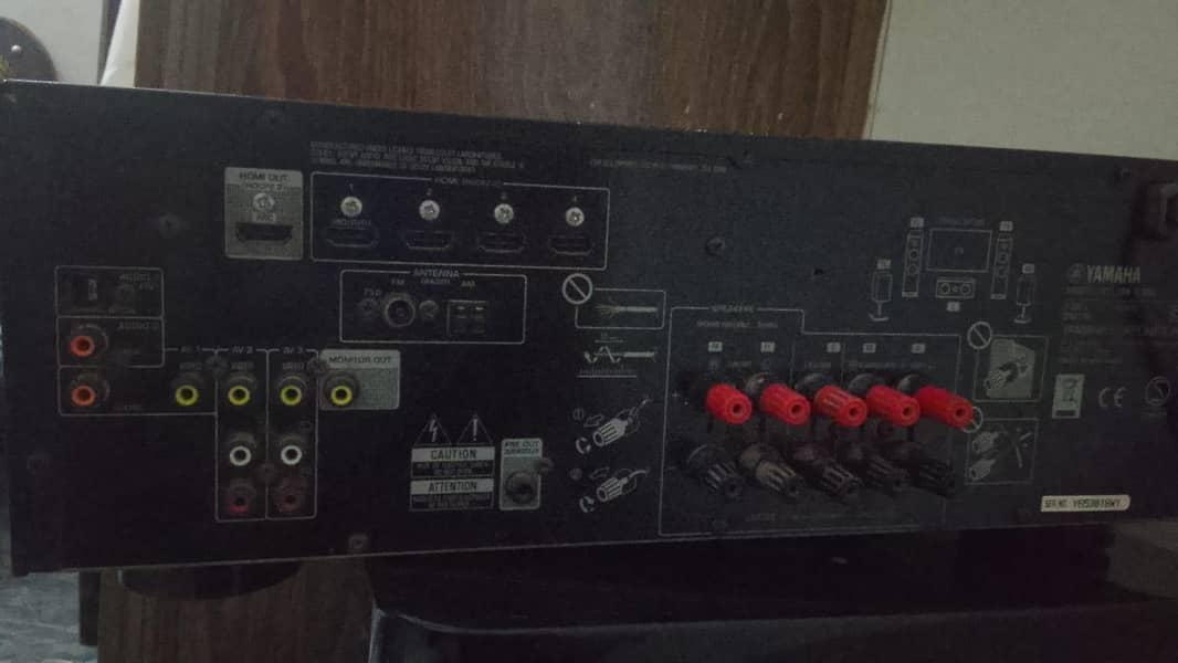 base with amplifier with remote 0