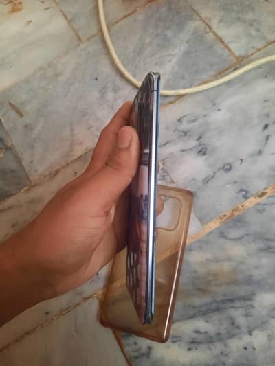 Sharp Aquos R6