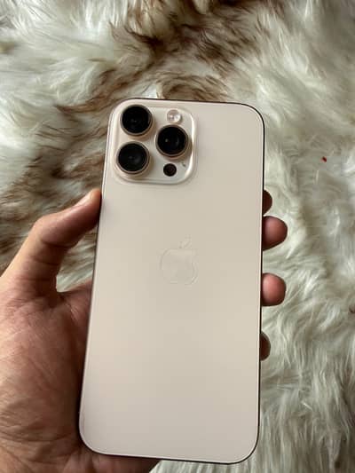 Apple iPhone 16 Pro Max