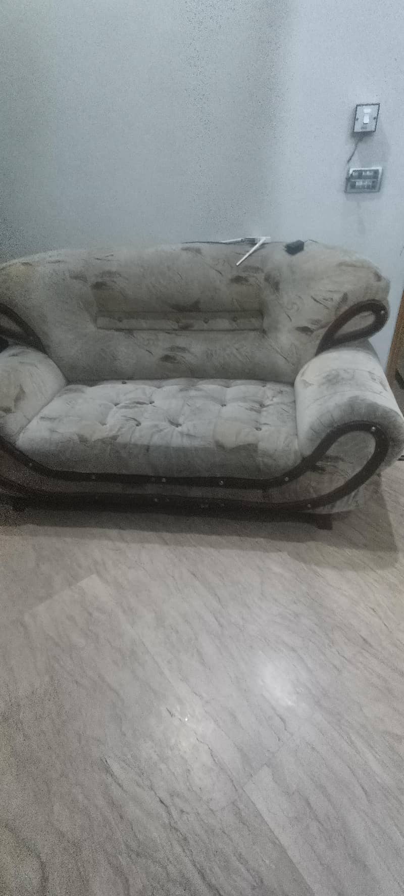 sofa set 0