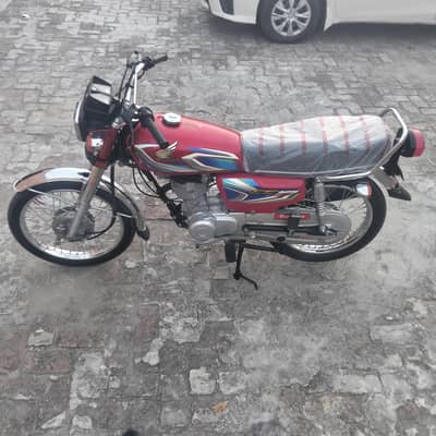 Honda 125 2022 Red