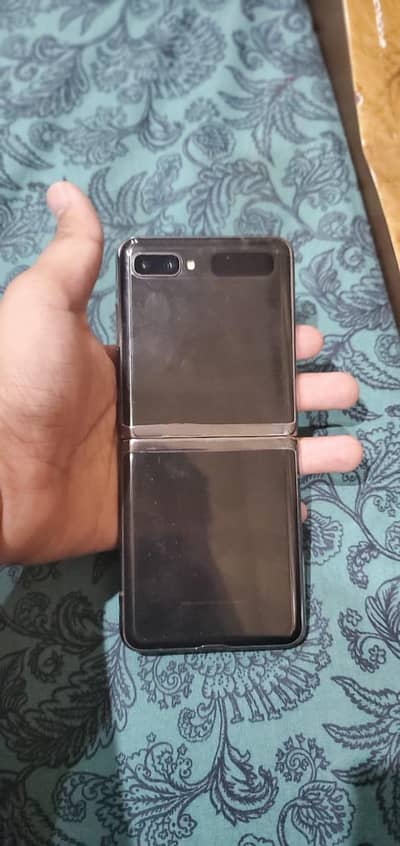 Samsung Mobile Z Flip