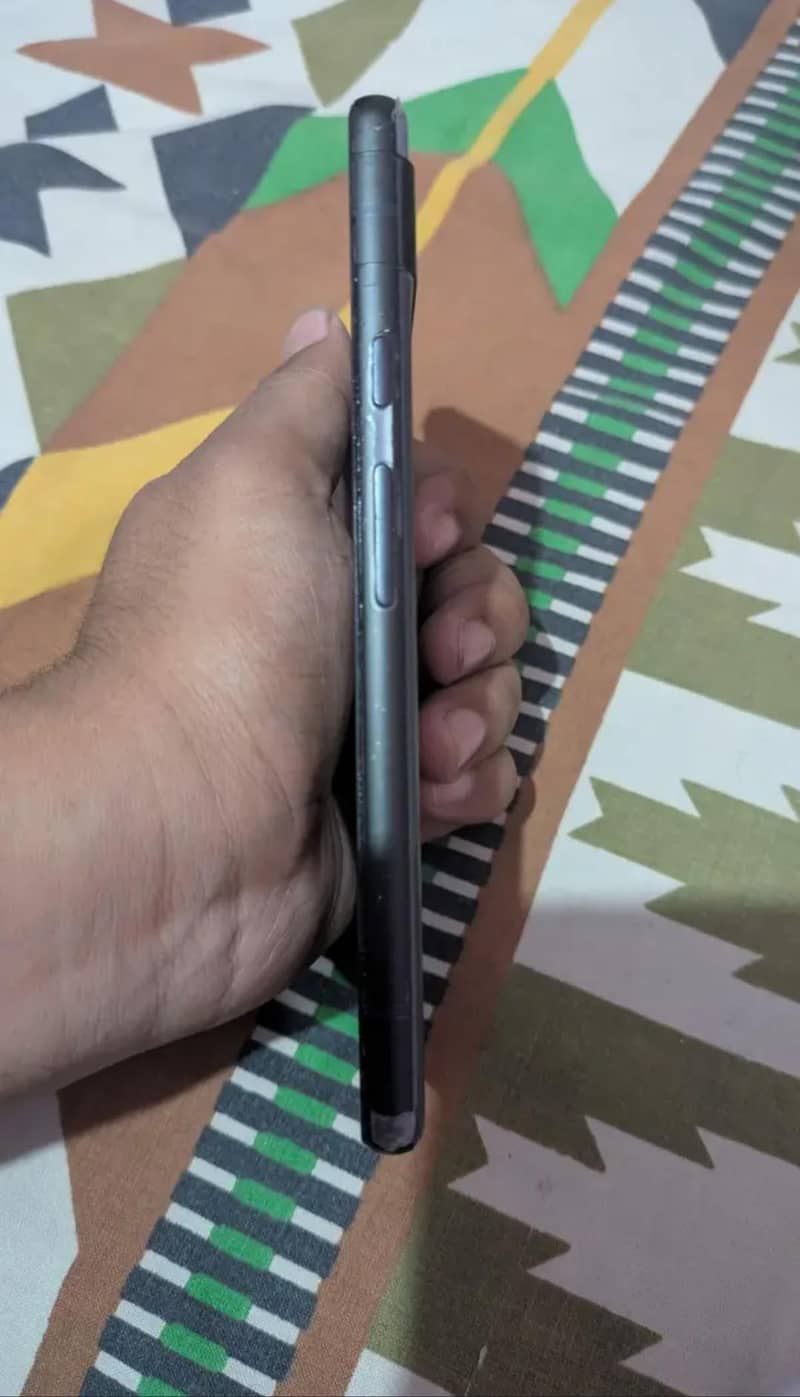 Google Pixel 6a 1