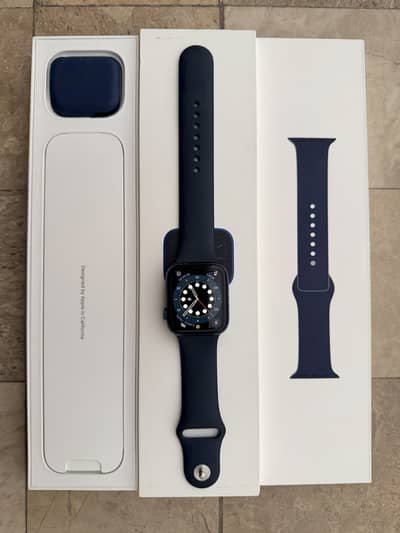 Apple Watch Series 6 | 44mm | Blue | Complete Box & Original Charger