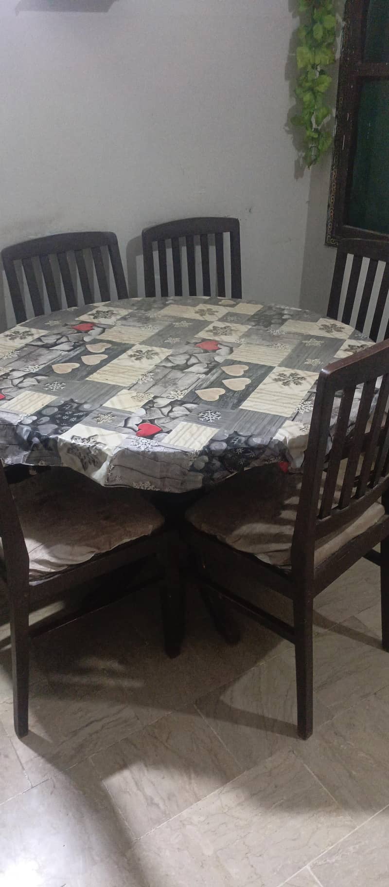 dining table sel 1