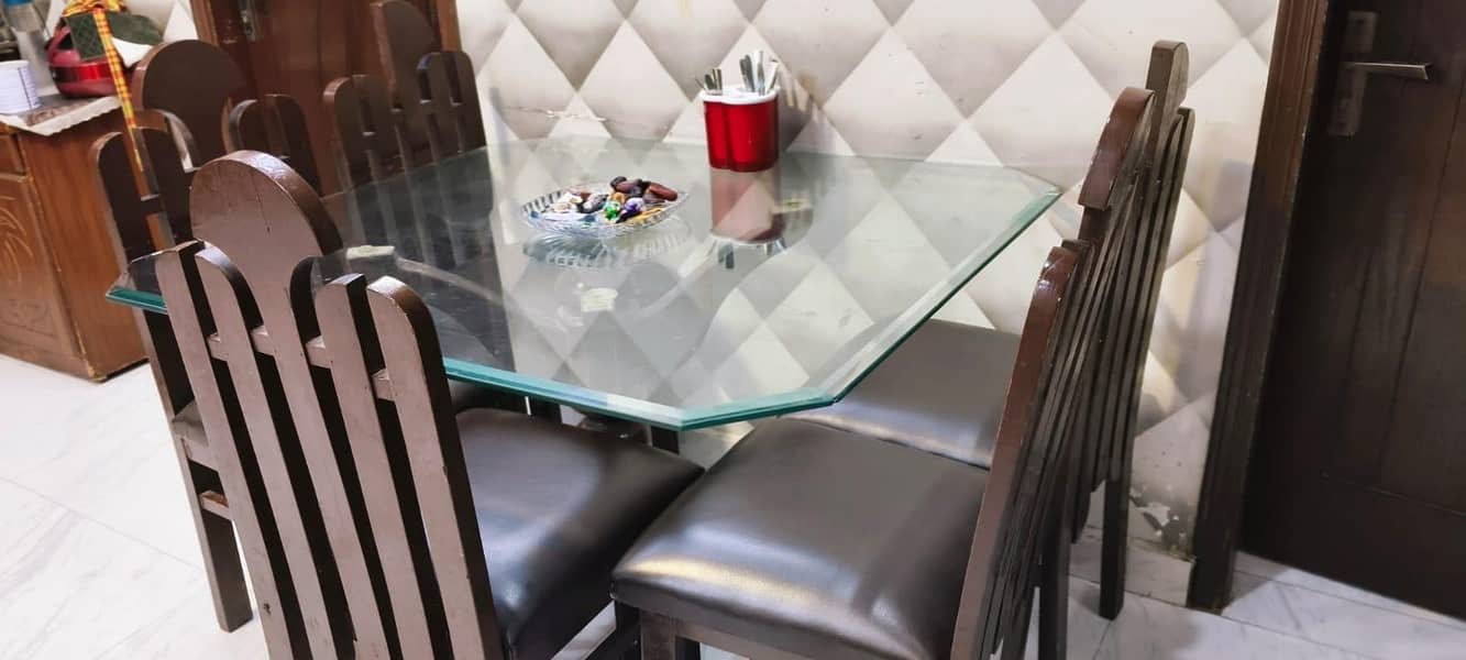 DINING TABLE AND CHAIRS 3
