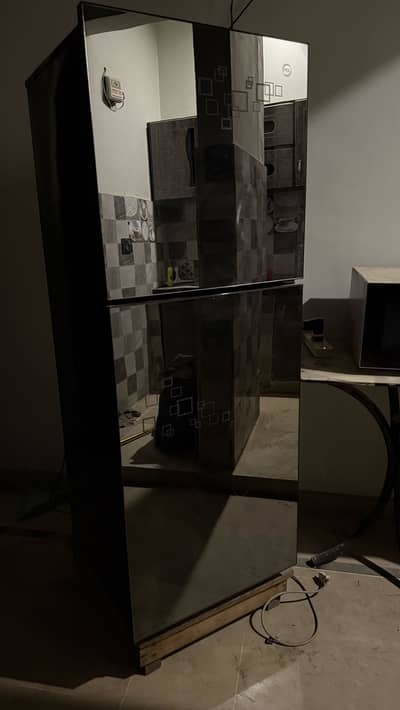 PEL 2350 Glass Door Refrigerator