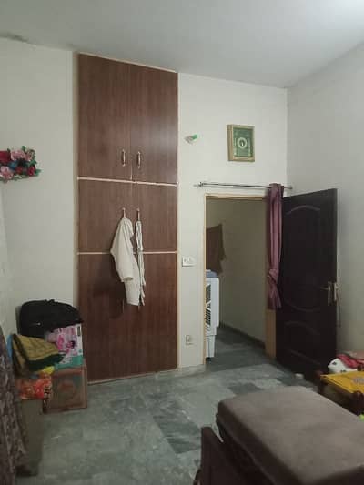 5 marla 2 bed upper portion for rent in ubl society near lums dha lhr