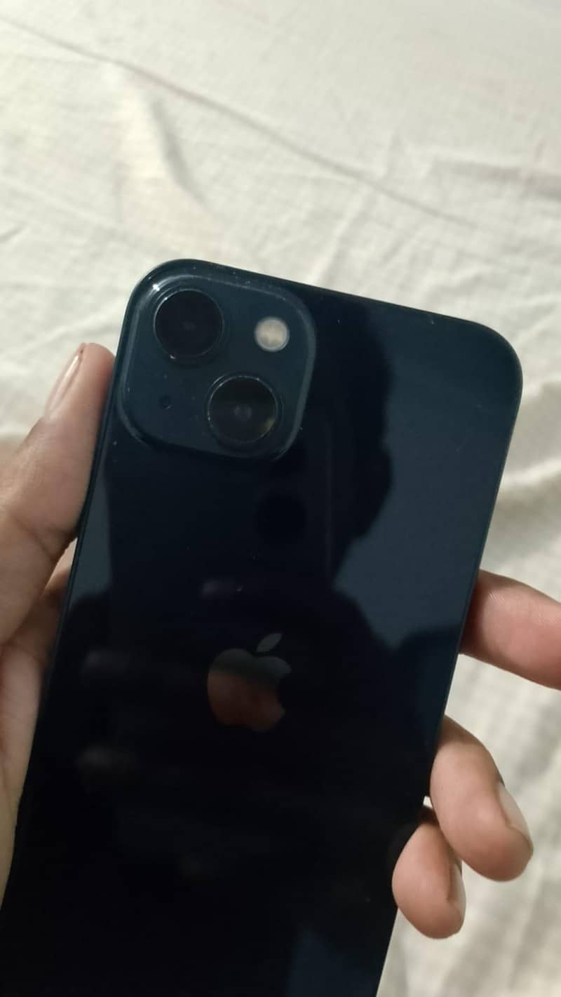 Apple iPhone 13 2