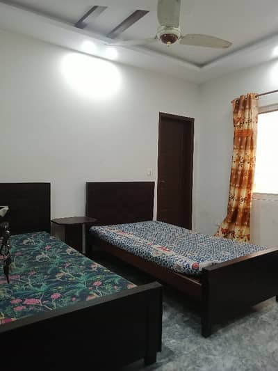 1 bed seat available for rent in psic society near lums dha lhr